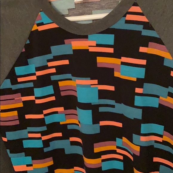 Lularoe Randy t - Picture 2 of 3